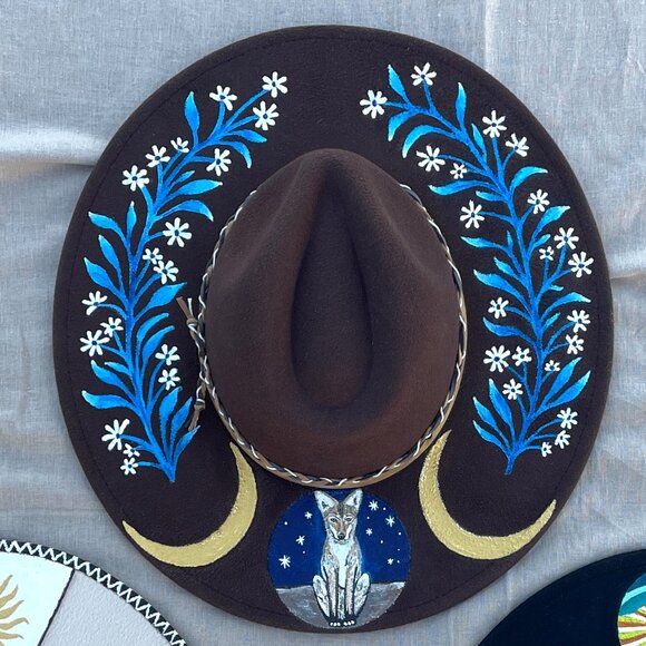 One of a Kind Fedora Felt Hat Wearable Art Coyote Desert Flowers - wide brim - Picture 1 of 6